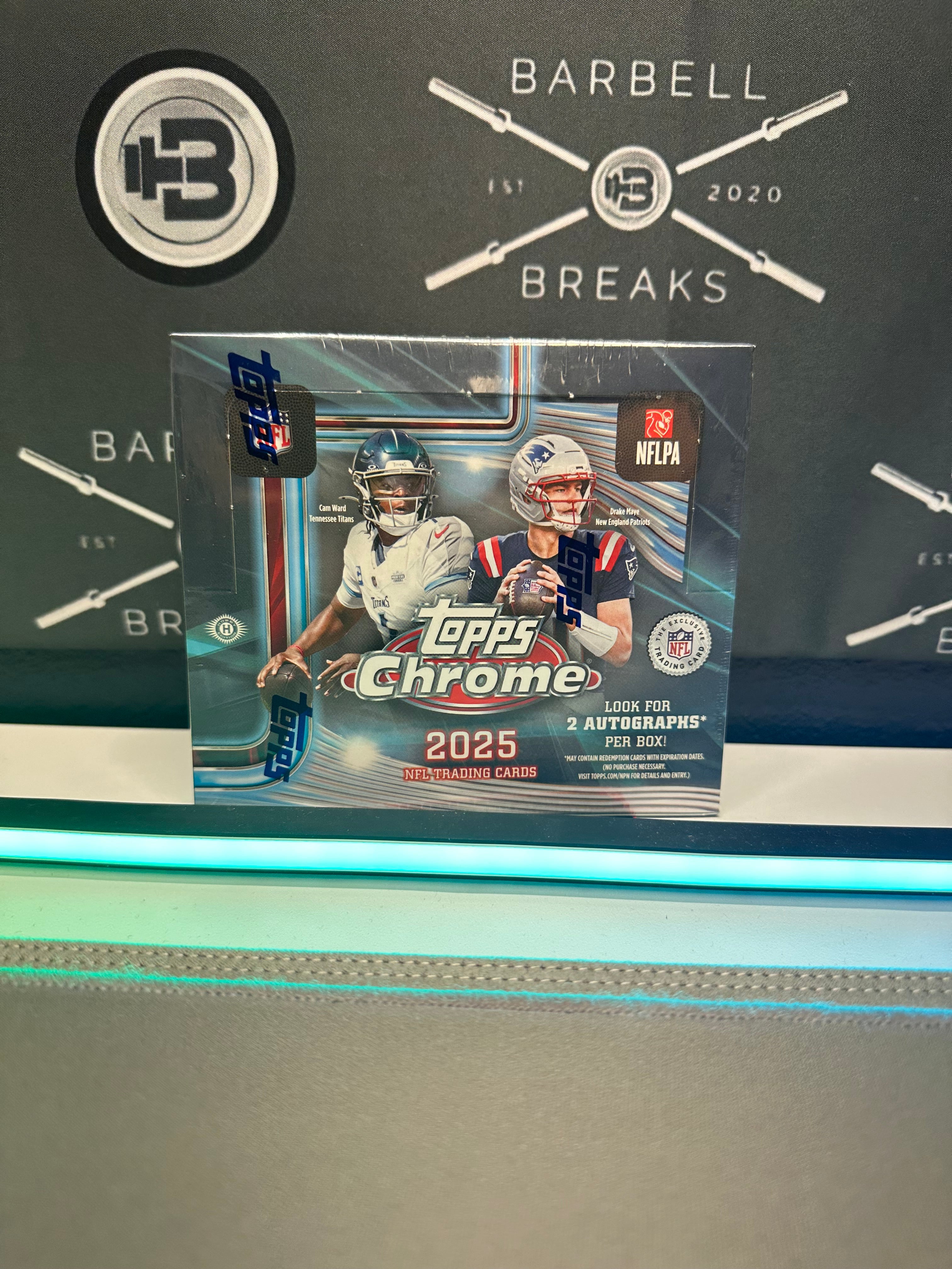 Single Box 2025 Topps Chrome Football Jumbo - Random Teams! 🔹#00036🔹